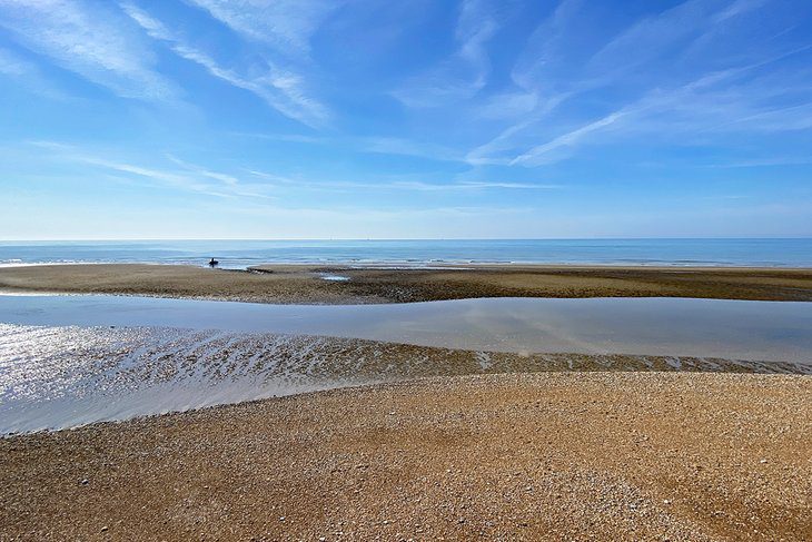 9 Best Beaches in Hastings, East Sussex