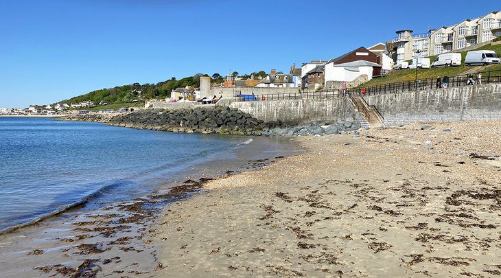 9 Best Beaches in Lyme Regis, Dorset