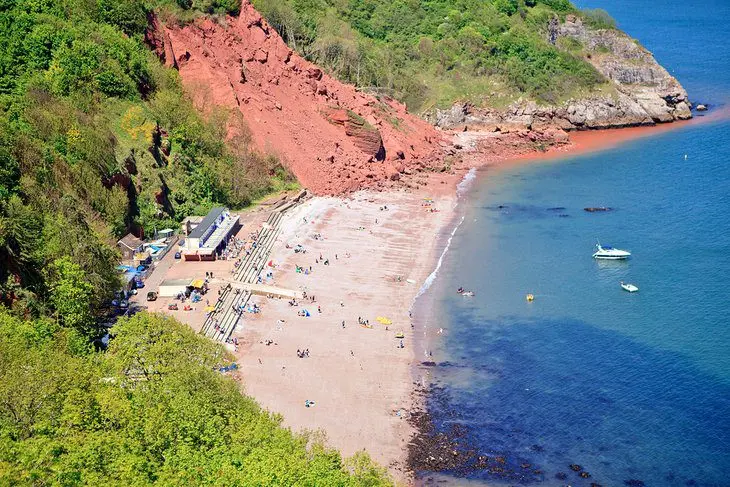 9 Best Beaches in Torquay, Devon