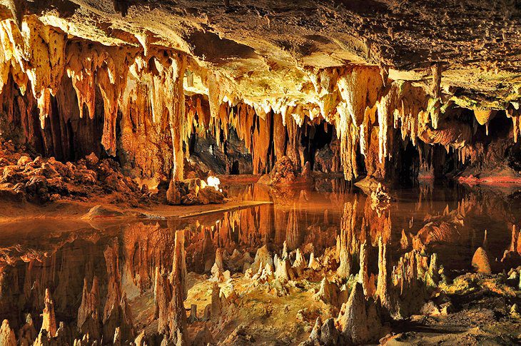 9 Best Caverns in Virginia