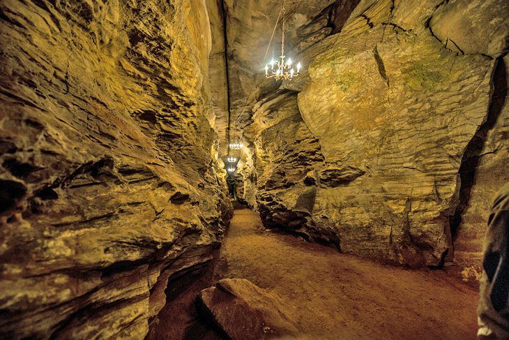 9 Best Caverns in Virginia