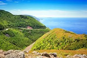 9 Top-Rated Tourist Attractions on Cape Breton Island