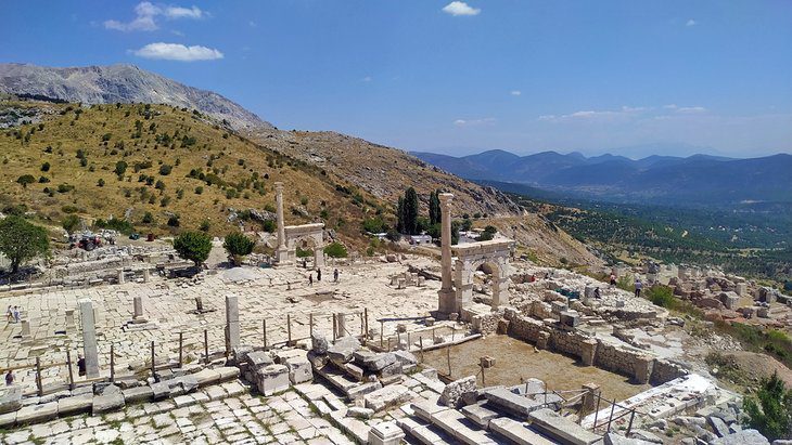 A Visitors Guide to the Sagalassos Ruins & Lake Egirdir