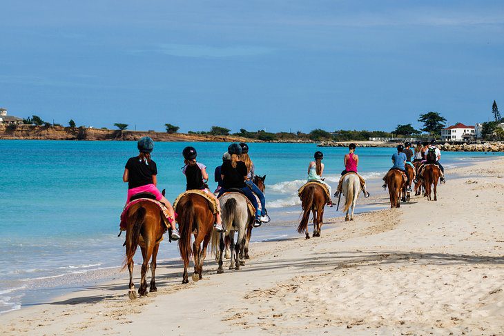 Antigua and Barbuda in Pictures: 18 Beautiful Places to Photograph