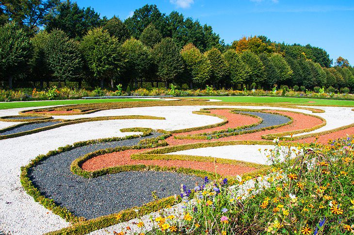 Exploring Berlins Charlottenburg Palace