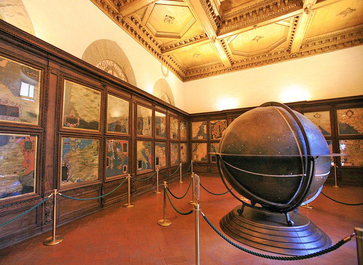 Exploring Palazzo Vecchio in Florence: A Visitors Guide