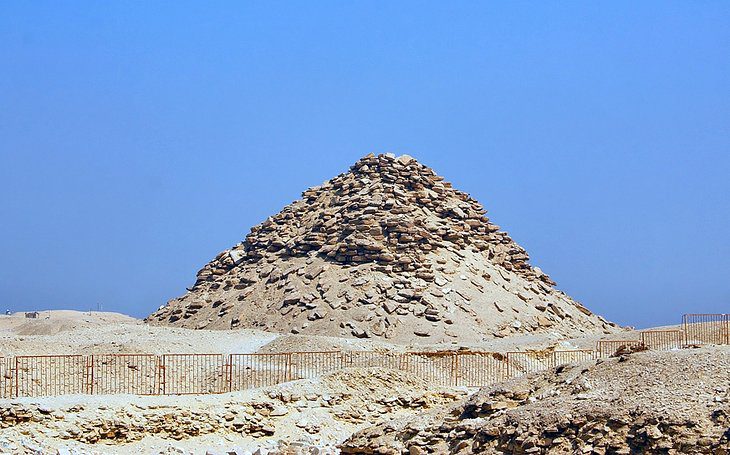 Exploring Saqqara: A Visitors Guide