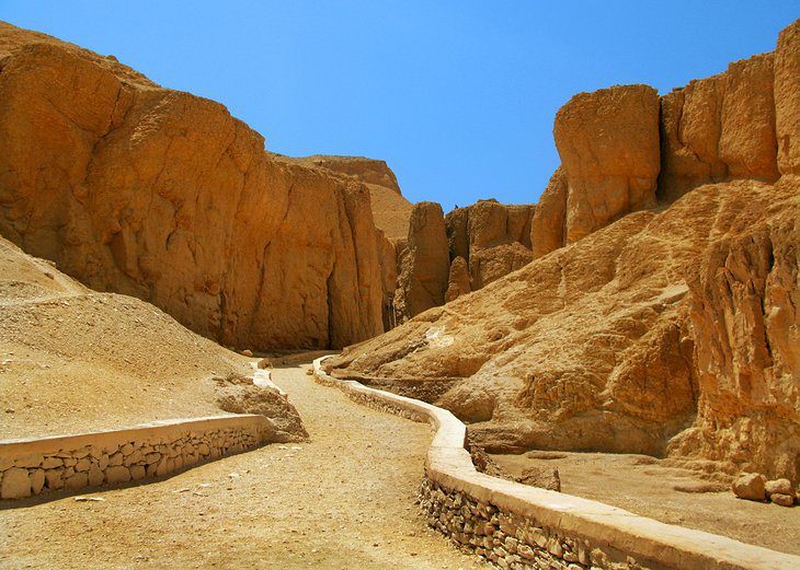 Exploring the Valley of the Kings: A Visitors Guide