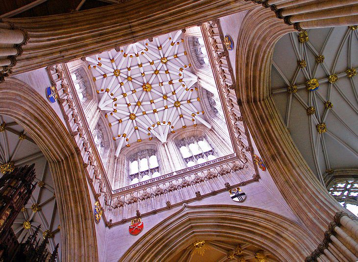 Exploring York Minster: A Visitors Guide