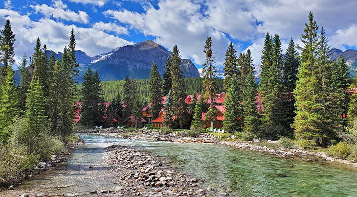 From Banff to Lake Louise: 5 Best Ways to Get There