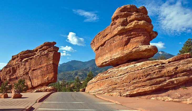 From Denver to Colorado Springs: 5 Best Ways to Get There