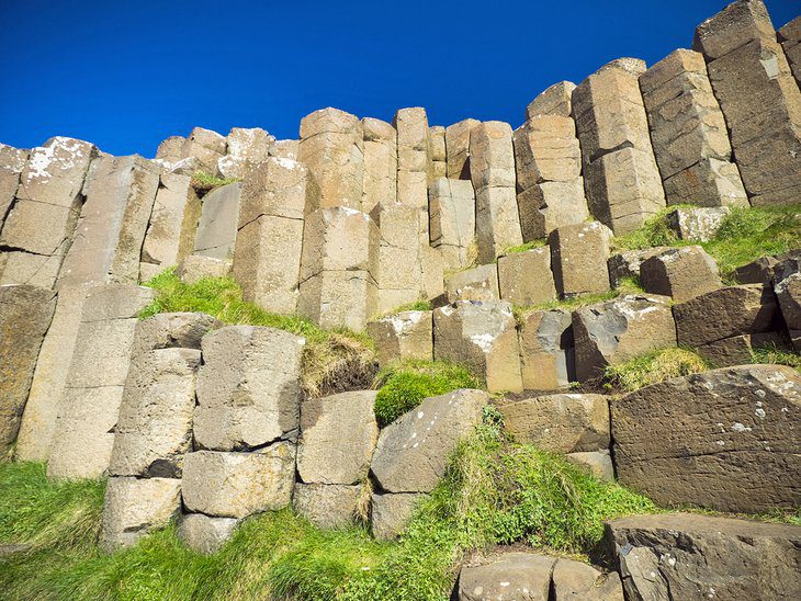 From Dublin to the Giants Causeway: 4 Best Ways to Get There