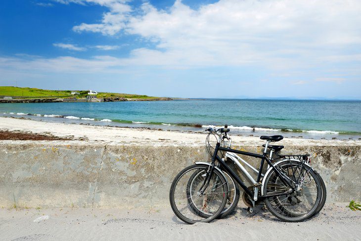 From Galway to the Aran Islands: 4 Best Ways to Get There