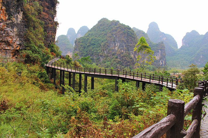 From Guilin to Yangshuo: Li River Cruises & Tours