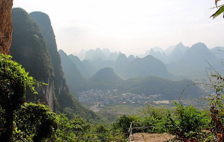 From Guilin to Yangshuo: Li River Cruises & Tours