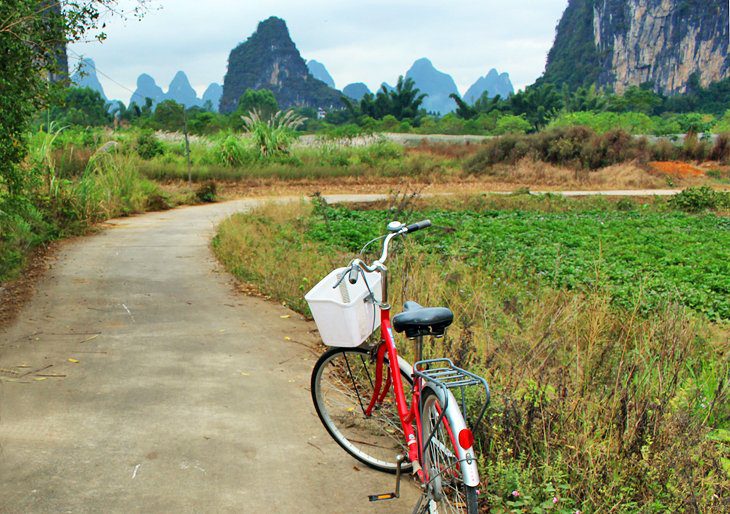 From Guilin to Yangshuo: Li River Cruises & Tours