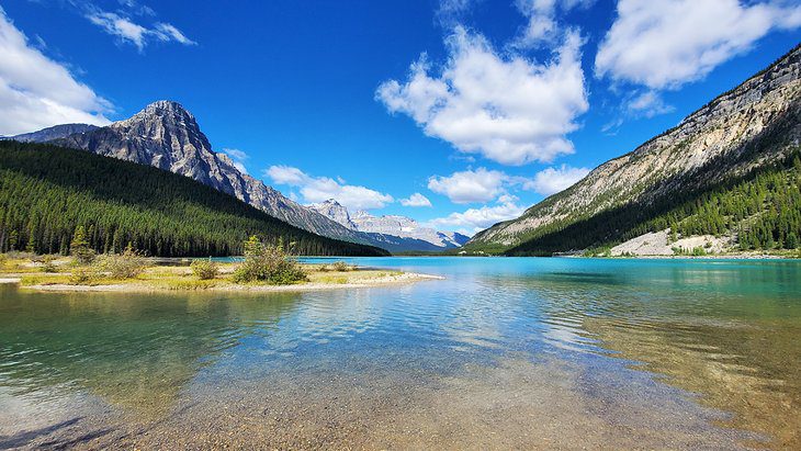 From Lake Louise to Jasper: 4 Best Ways to Get There