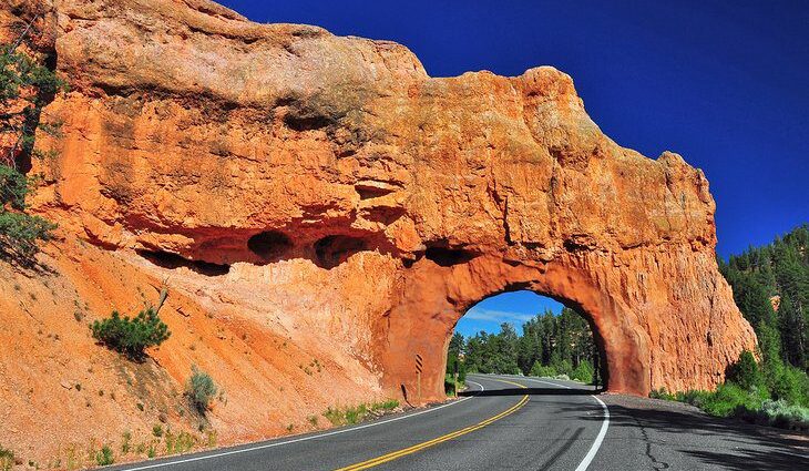 From Las Vegas to Bryce Canyon National Park: 4 Best Ways to Get There