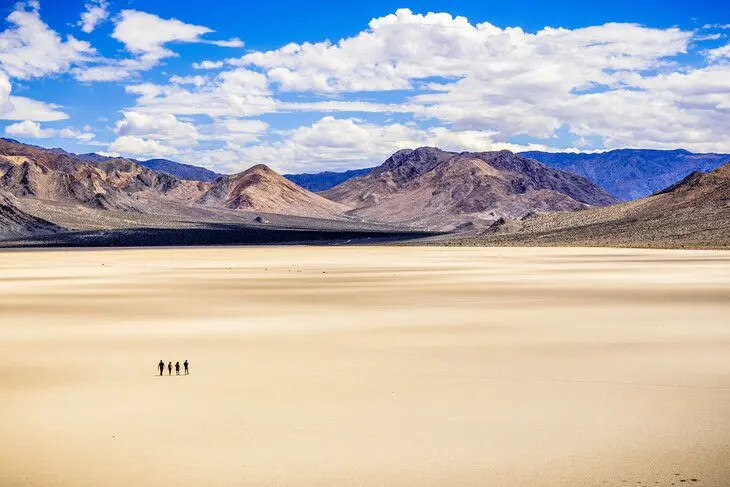 From Las Vegas to Death Valley: 3 Best Ways to Get There