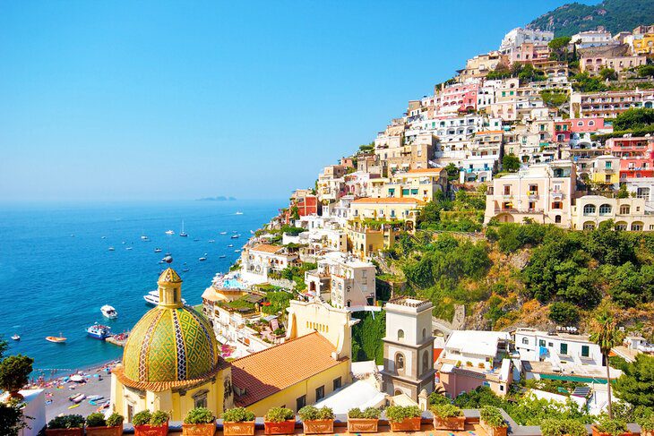 From Naples to The Amalfi Coast: 7 Best Ways to Get There