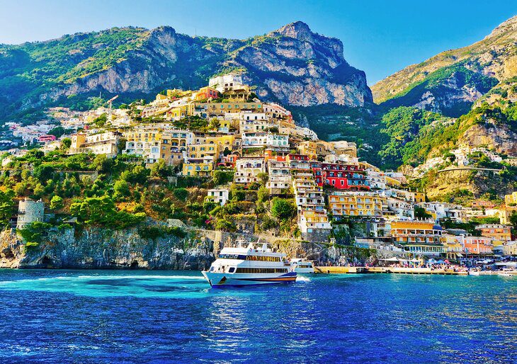 From Naples to The Amalfi Coast: 7 Best Ways to Get There