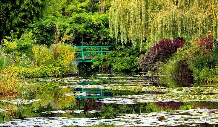 From Paris to Giverny: 4 Best Ways to Get There