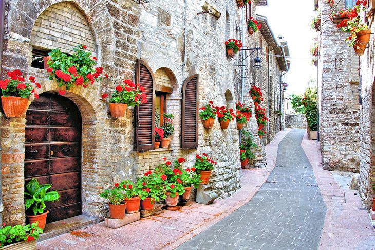 From Rome to Assisi: 4 Best Ways to Get There