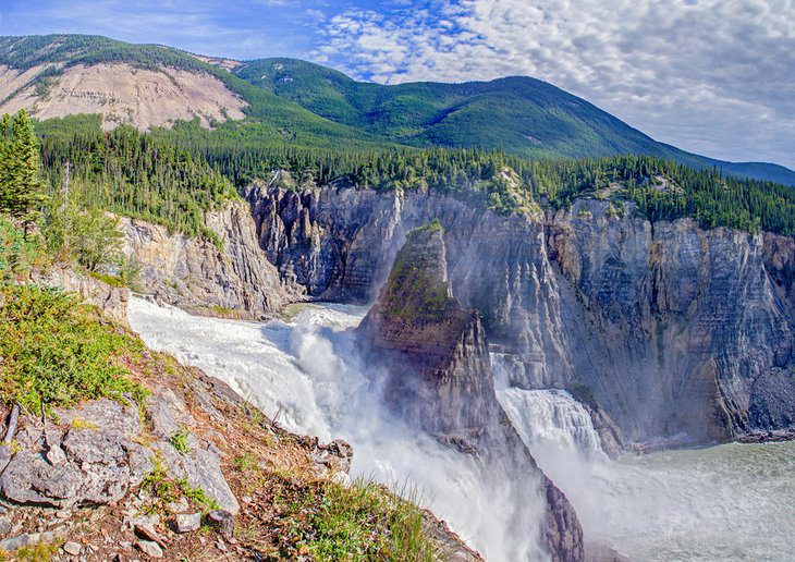 Nahanni National Park Reserve: 6 Top Highlights