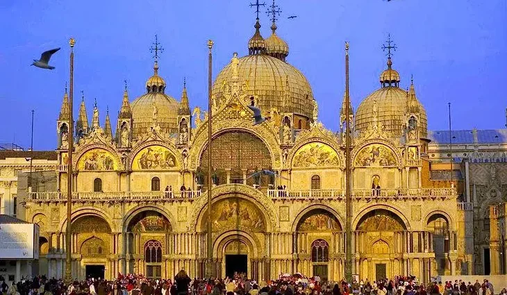 St. Mark&#8217;s Square, Venice: 13 Top Attractions, Tours &#038; Hotels