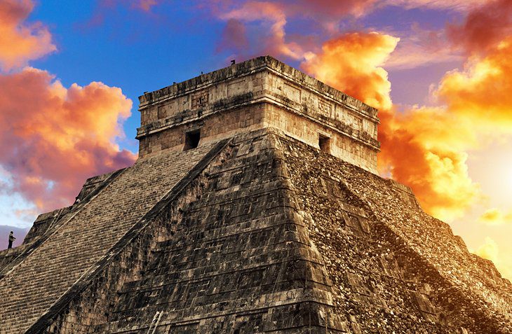 Visiting Chichén Itzá: 12 Highlights & Tips