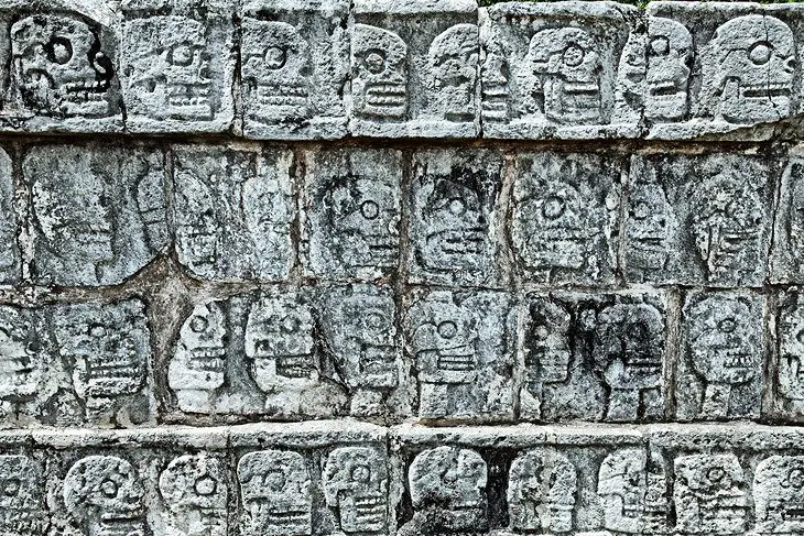 Visiting Chichén Itzá: 12 Highlights & Tips