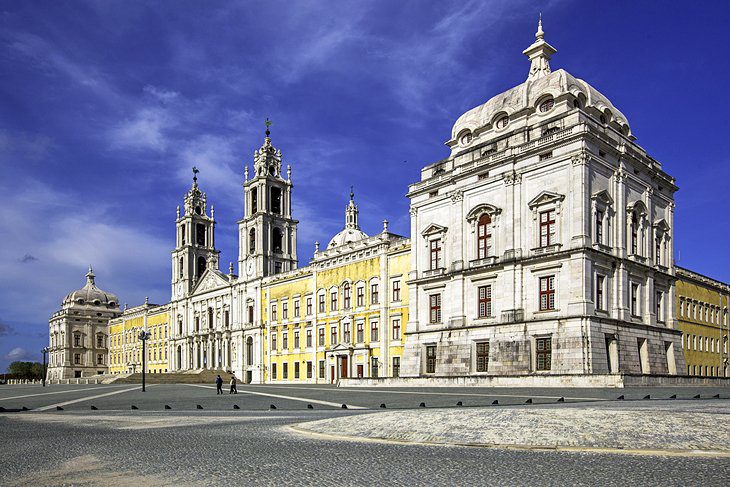 Visiting Mosteiro Palácio Nacional de Mafra: 14 Top Attractions