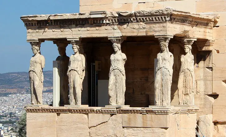 Visiting the Acropolis in Athens: The Essential Guide