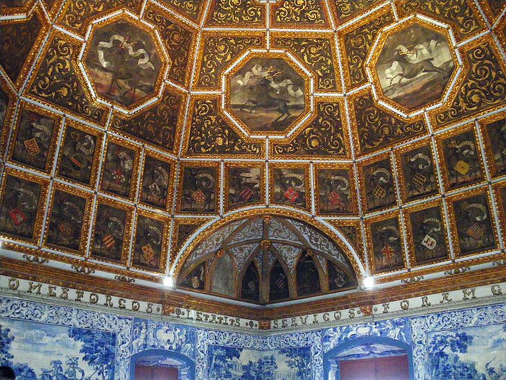 Visiting the Palácio Nacional de Sintra: 10 Top Attractions