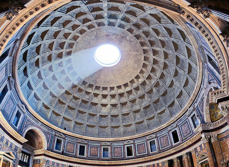 Visiting the Pantheon in Rome: Highlights & Tips