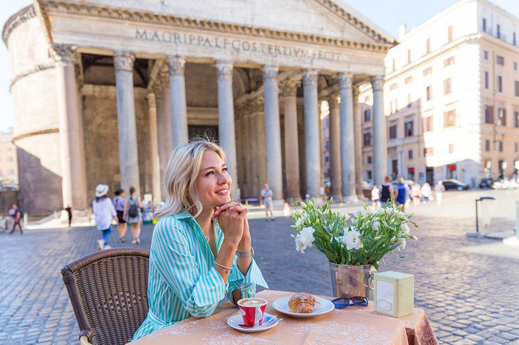 Visiting the Pantheon in Rome: Highlights & Tips