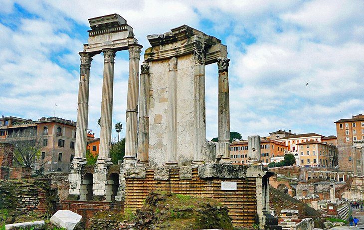 Visiting the Roman Forum: 10 Highlights